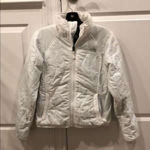 The North Face quilted zip up insulated lightweight puffer ski jacket